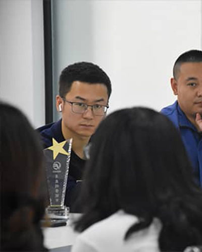 雨量檢測器工廠員工風采